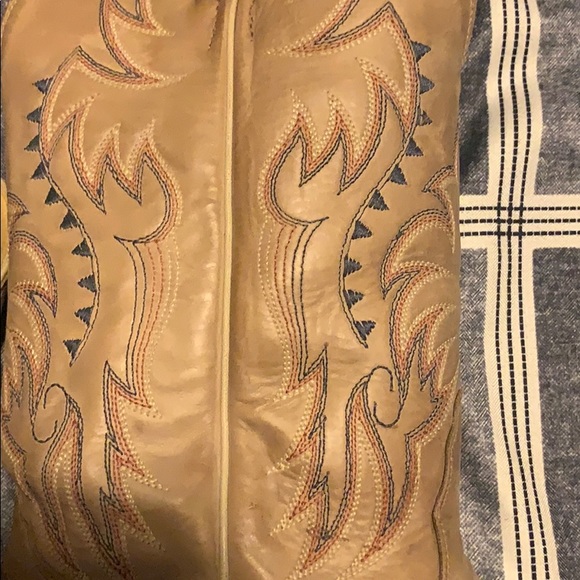 Used cavender boots - Picture 2 of 4